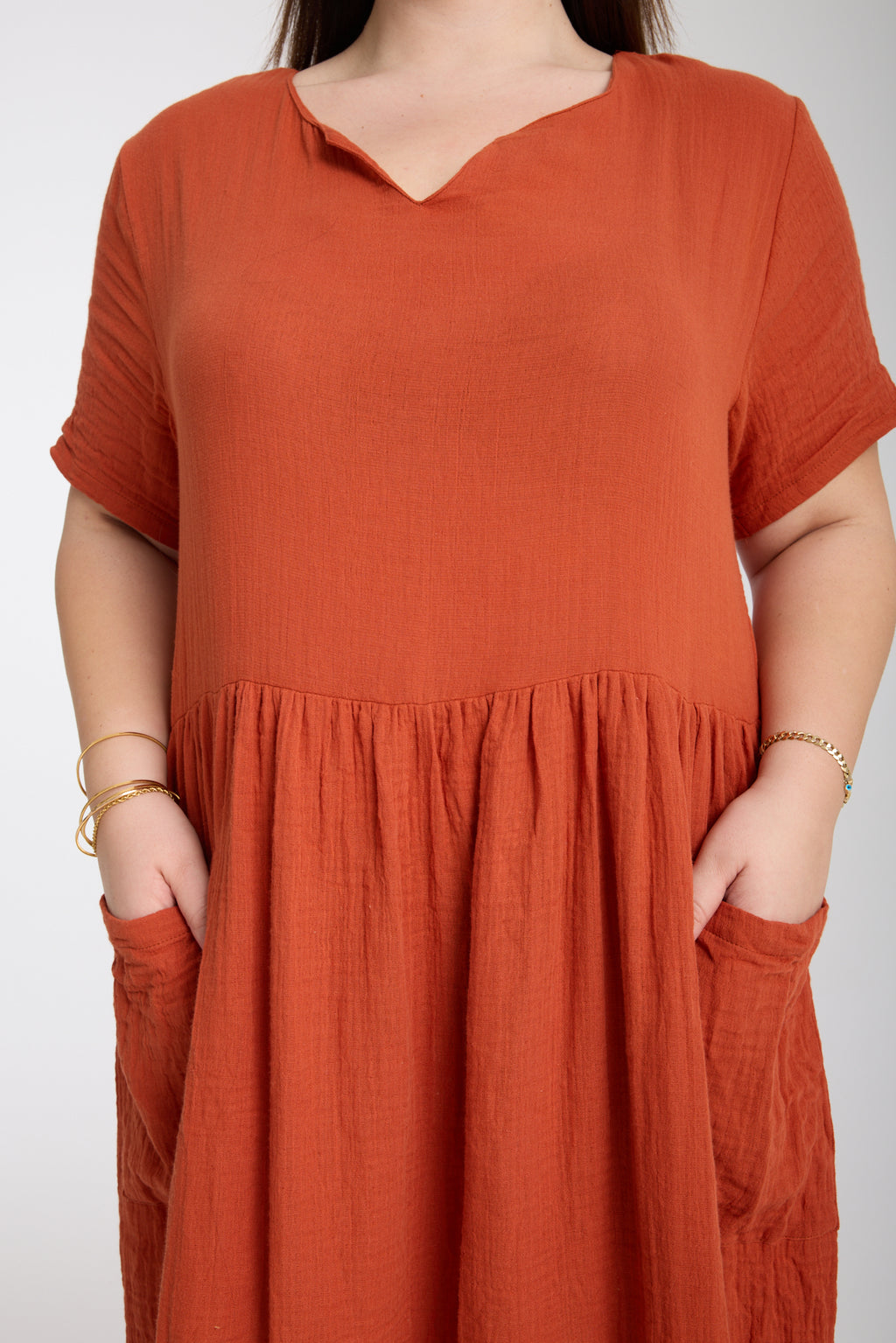 Büyük Beden Çift Katlı Müslin Cepli Elbise